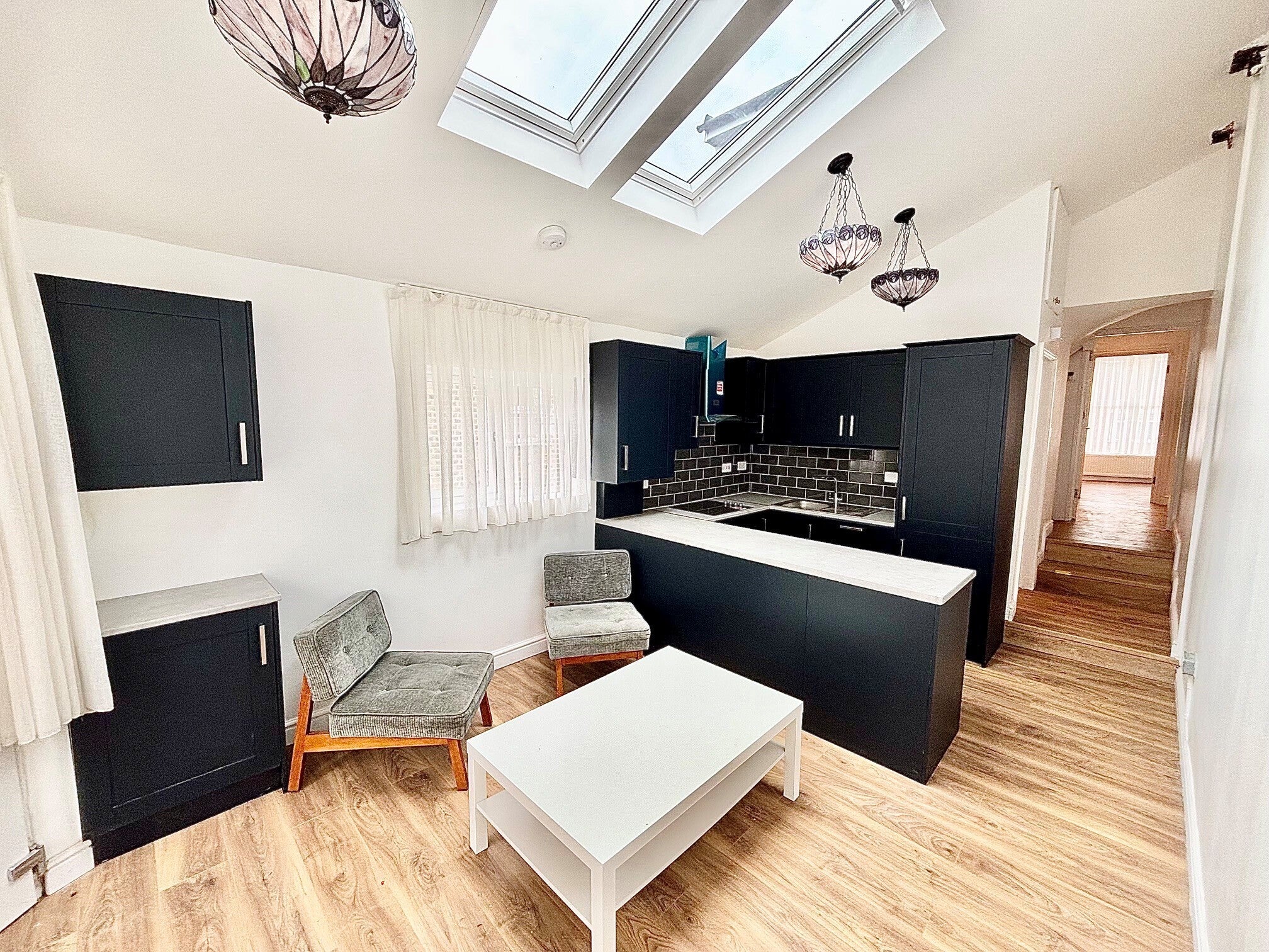 Flat Colworth Road in Greater London