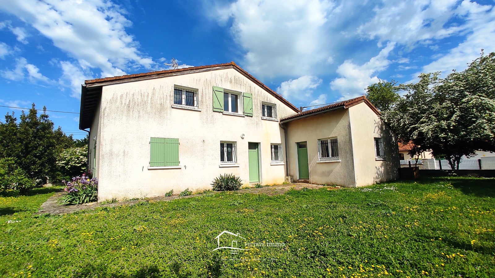 Maison Rue de la Cour Morand à Saint-Sauvant