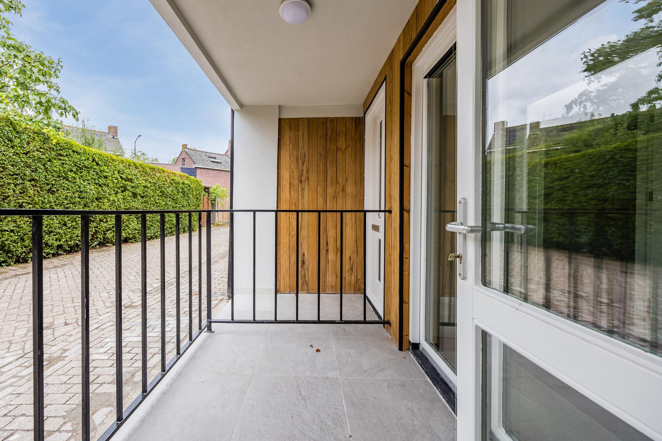 Appartement te koop: Markt 7D, Standdaarbuiten