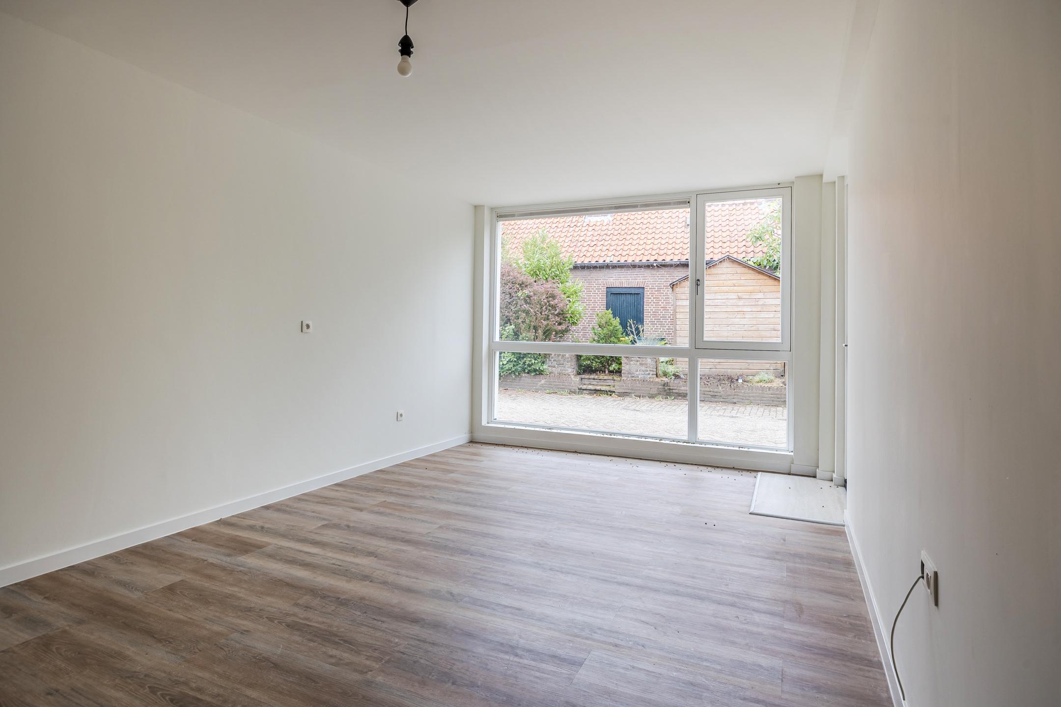 Appartement te koop: Markt 7D, Standdaarbuiten