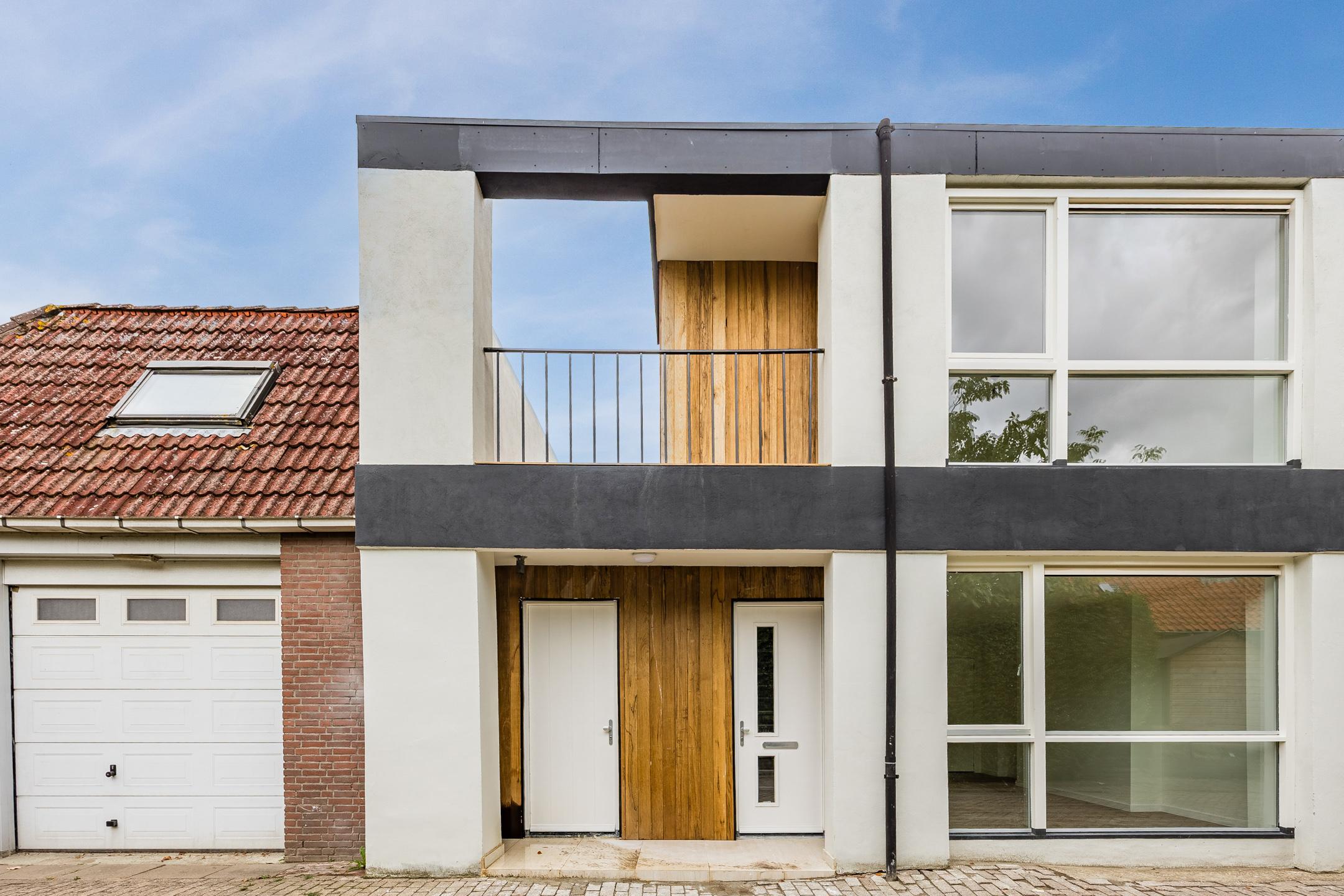 Appartement te koop: Markt 7D, Standdaarbuiten