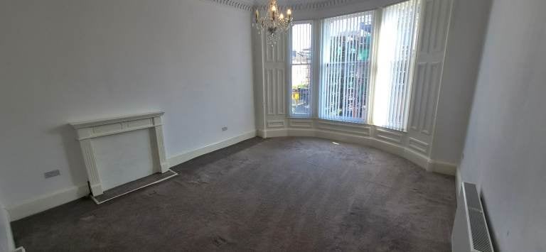Flat Albert Drive in Glasgow