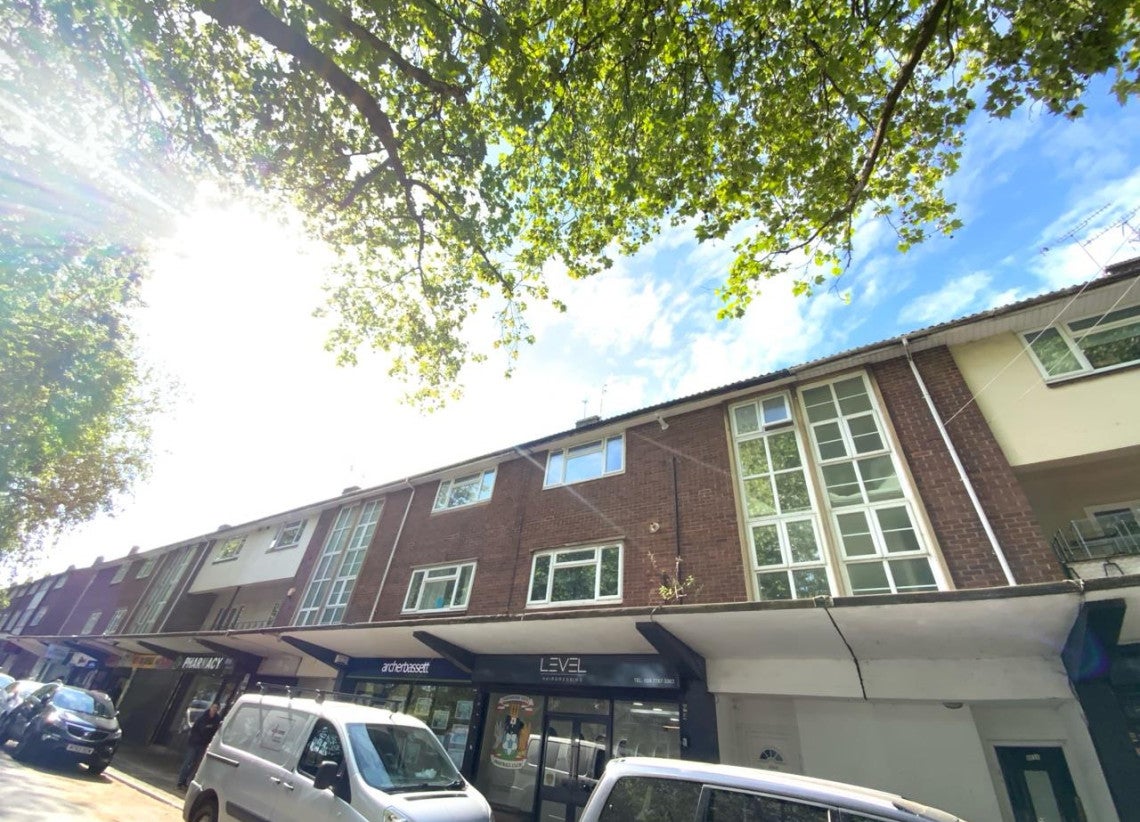 Flat Holyhead Road in Coventry