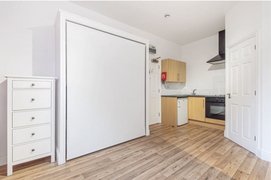 Room Stanmore Road in Birmingham