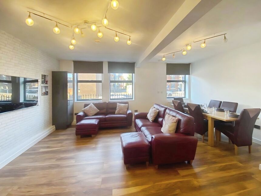 Flat Sittingbourne Road in Maidstone