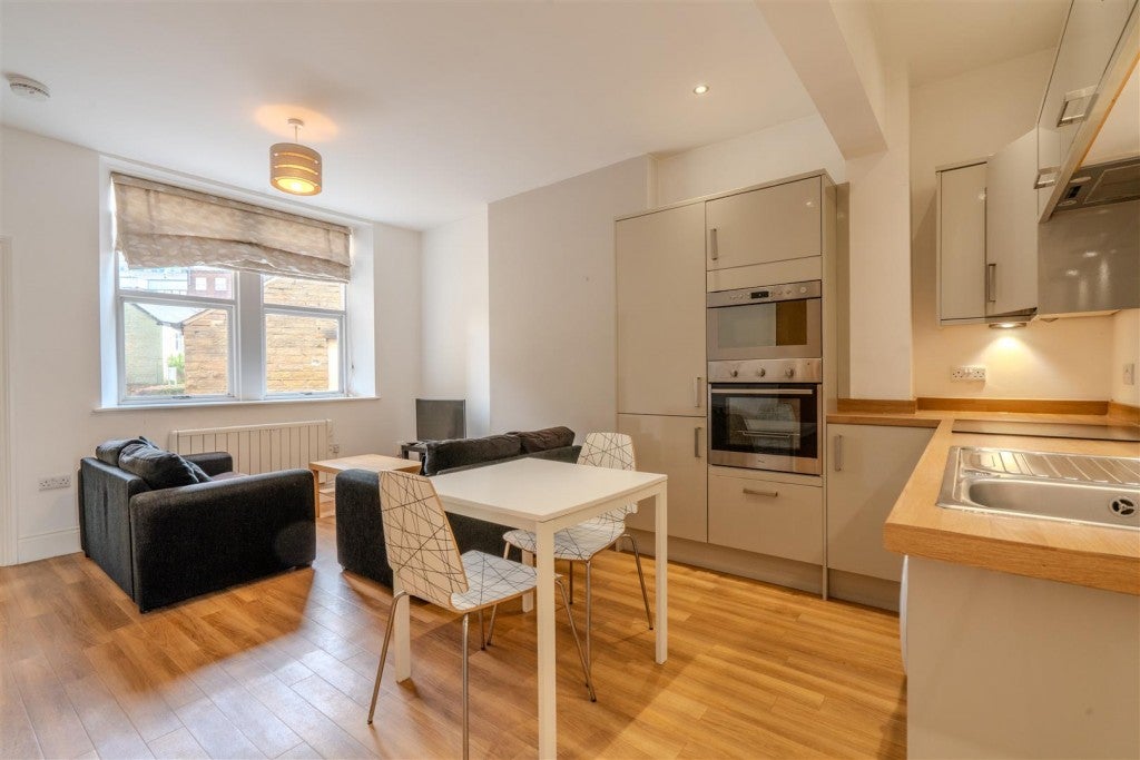 Flat Bolsover Street in Sheffield