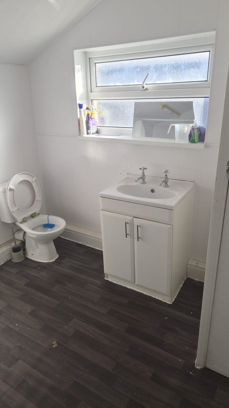 Room Wylam Street in Middlesbrough