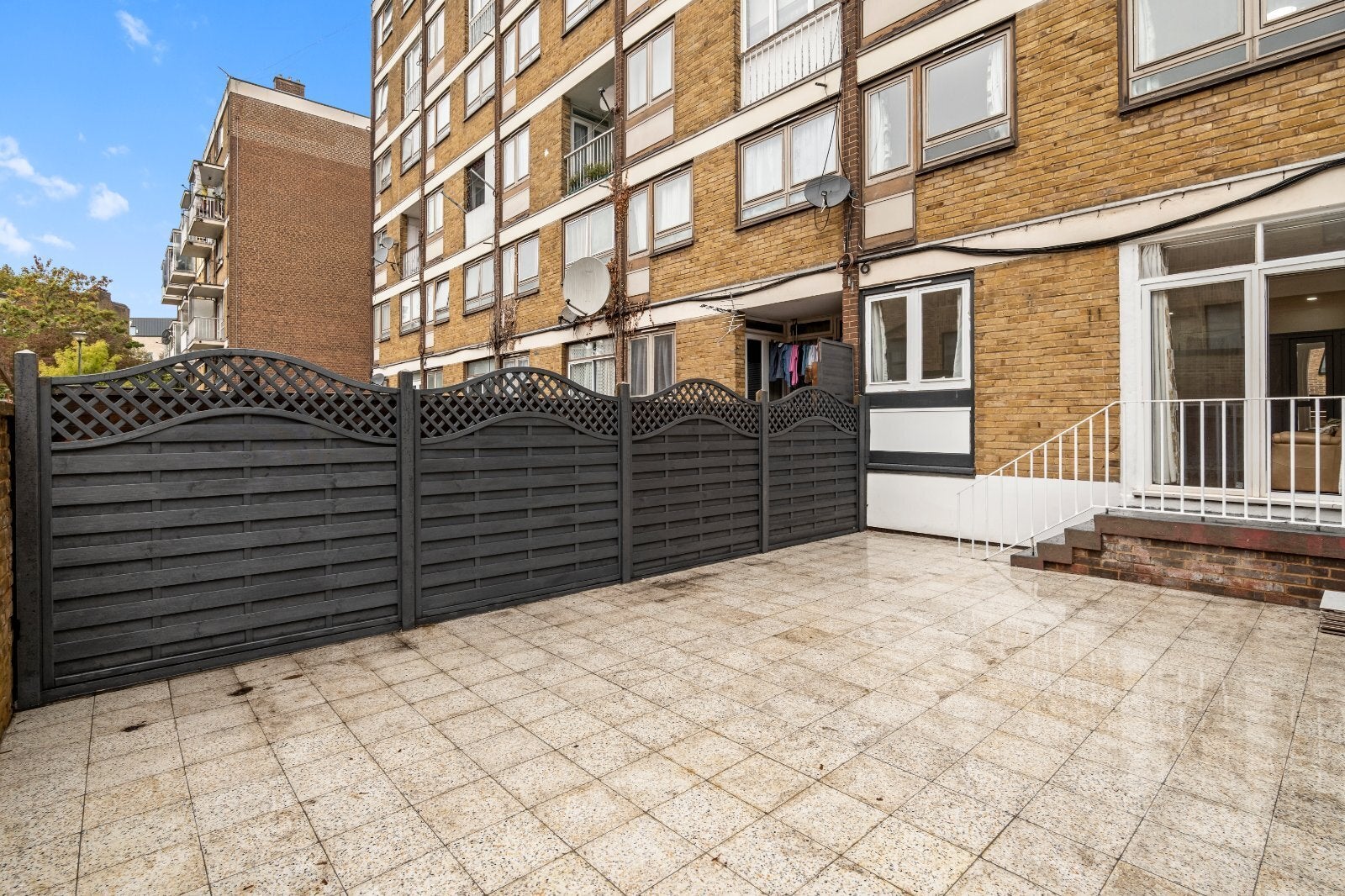 Flat Carlton Vale in City of Westminster