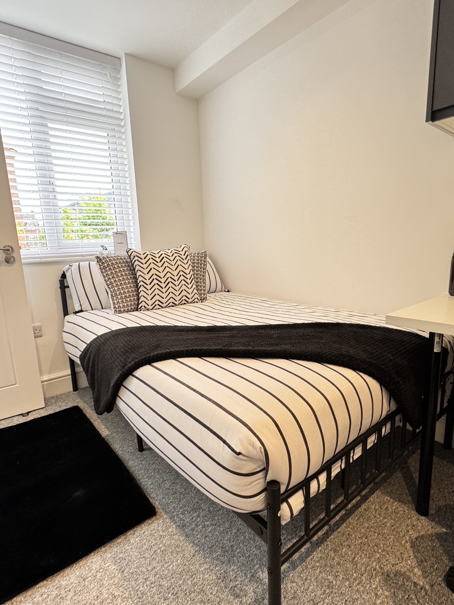 Flat Crasswell Street in Portsmouth
