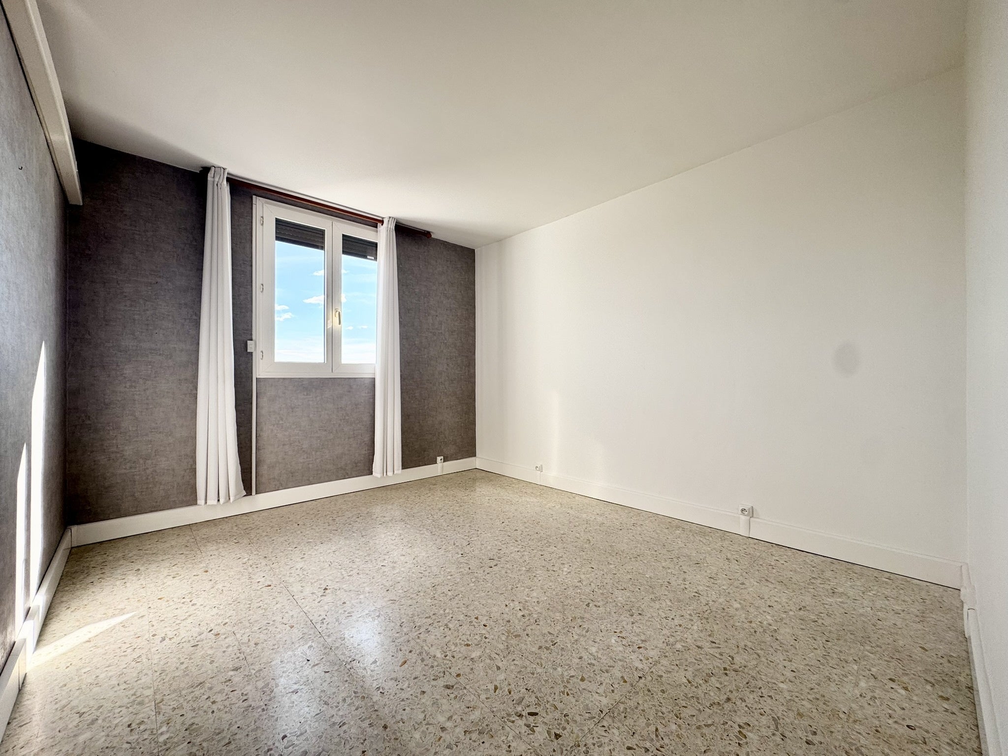 Appartement Avenue du Maréchal Juin à Nîmes