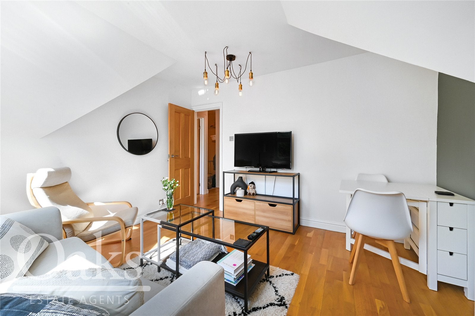 Flat Leigham Vale in Greater London