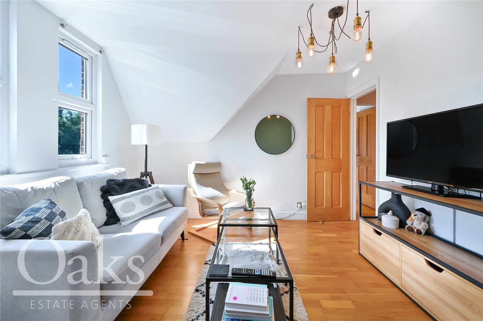 Flat Leigham Vale in Greater London