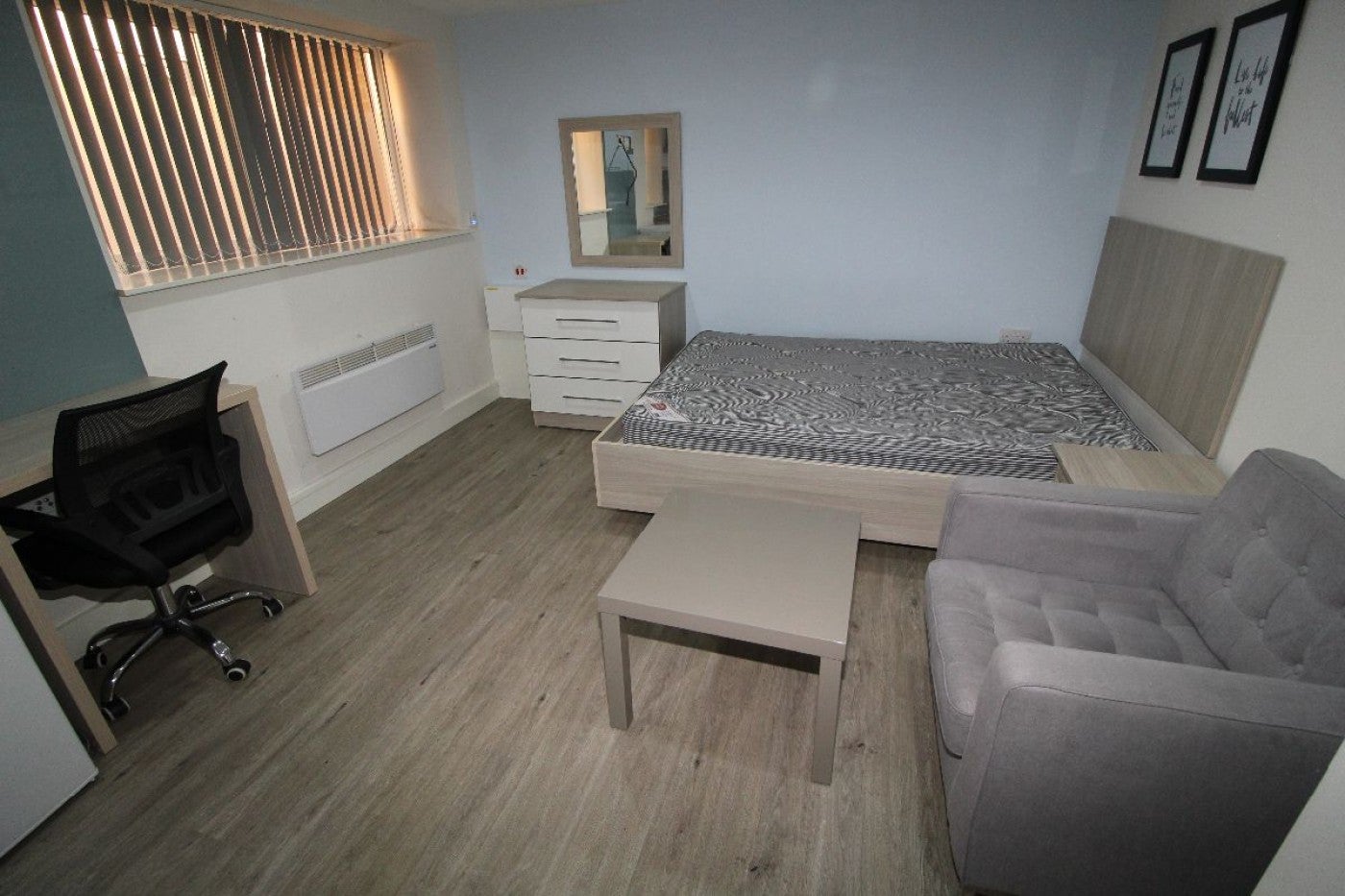 Flat Winckley Square in Preston