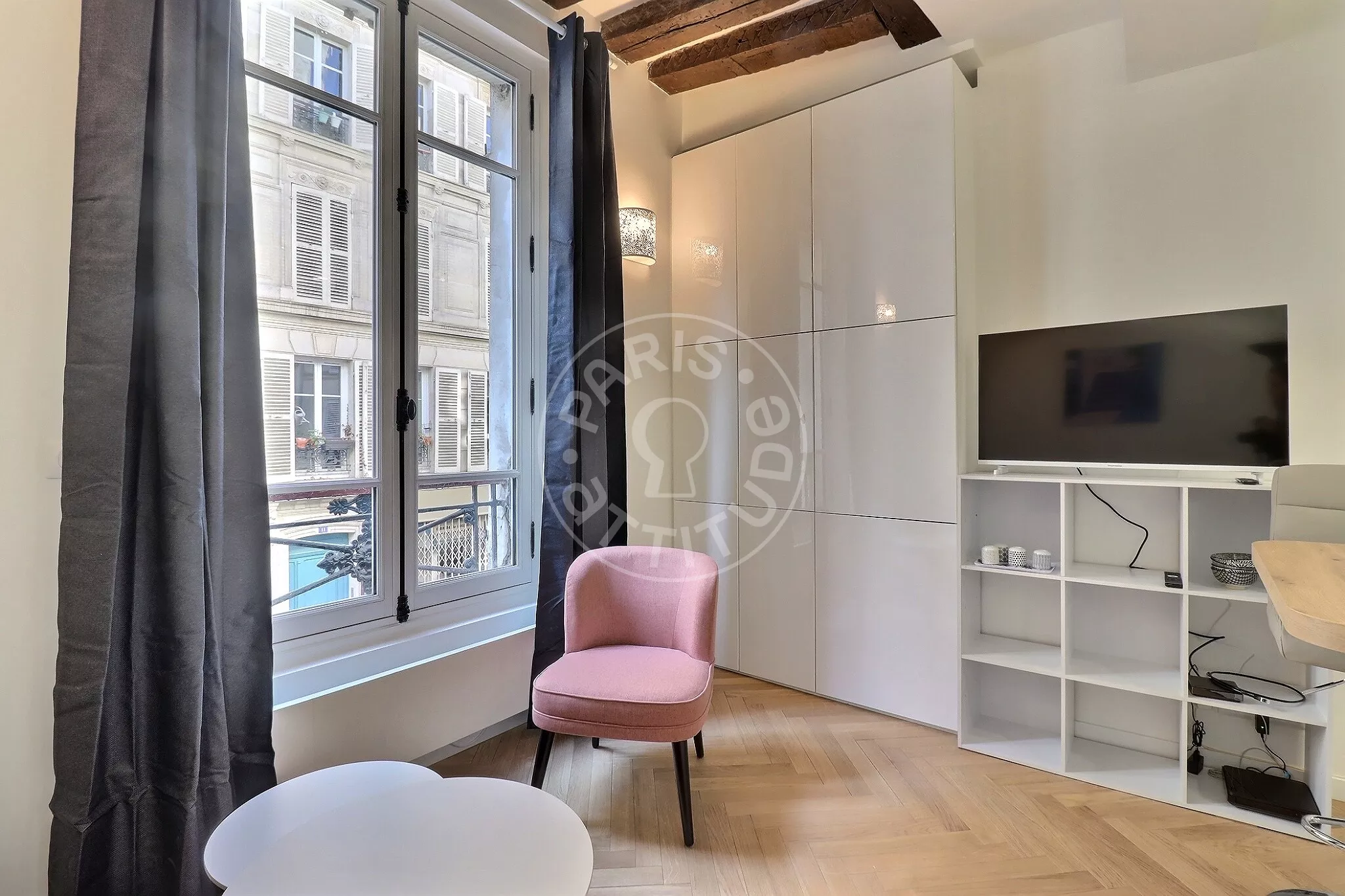 Appartement Rue du Pont aux Choux à Paris