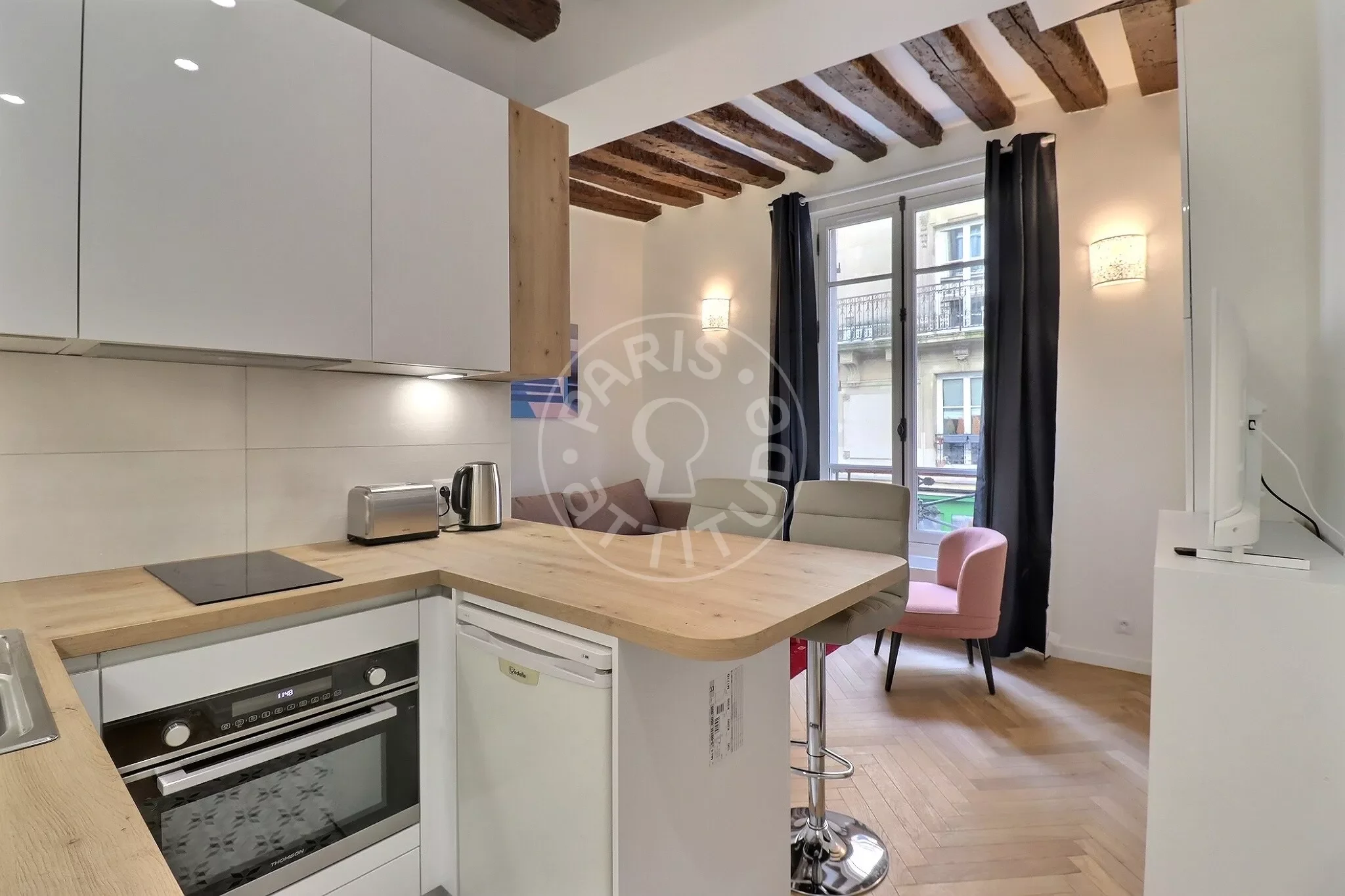 Appartement Rue du Pont aux Choux à Paris