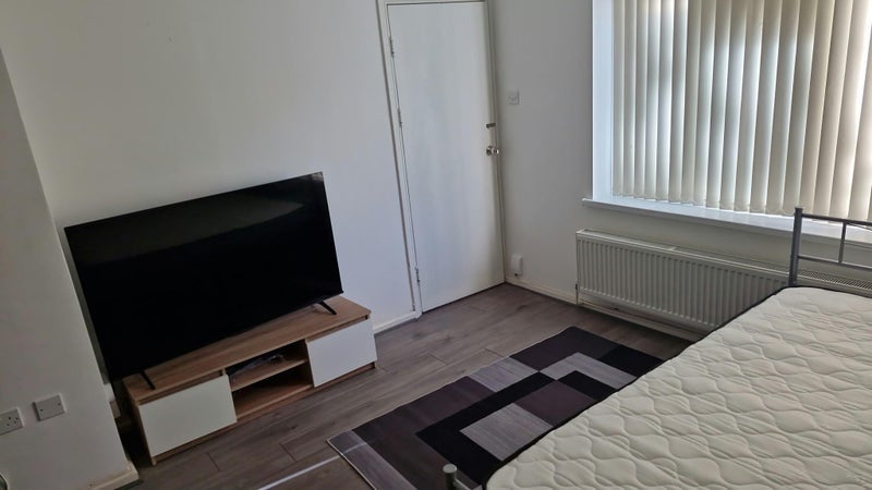 Room Beckett Lane in Crawley