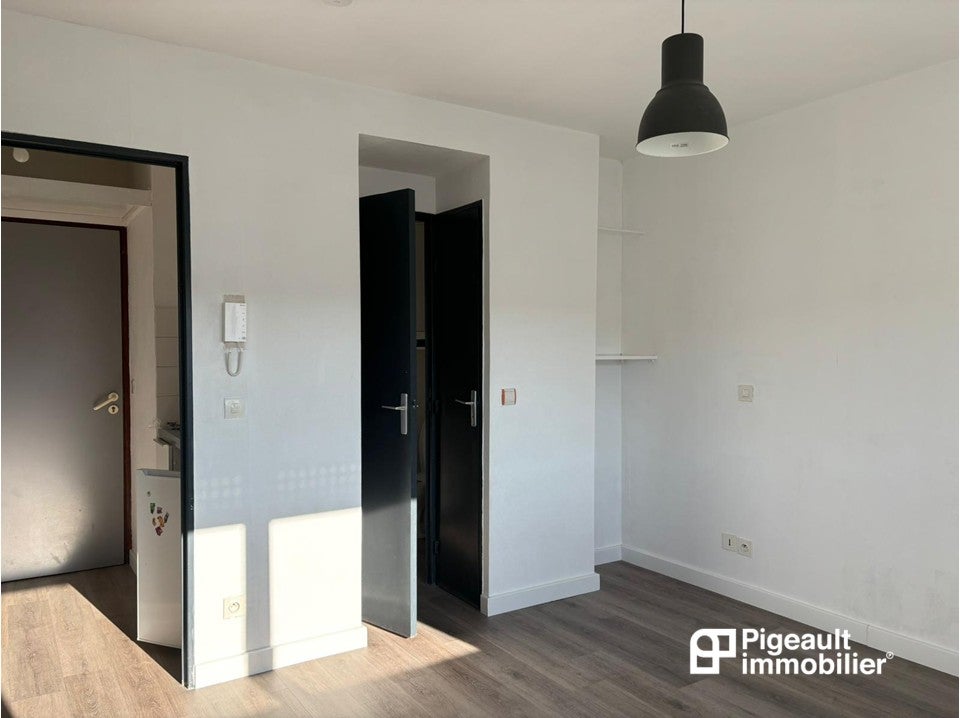Flat Rue Xavier Grall in Rennes