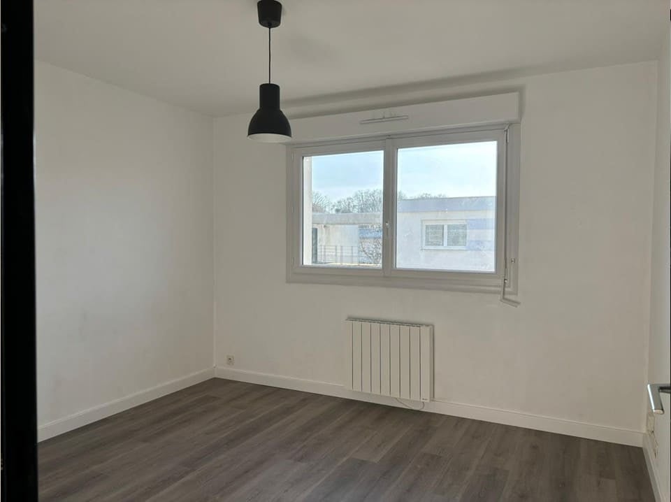 Appartement Square Pedro Flores-Cano à Rennes