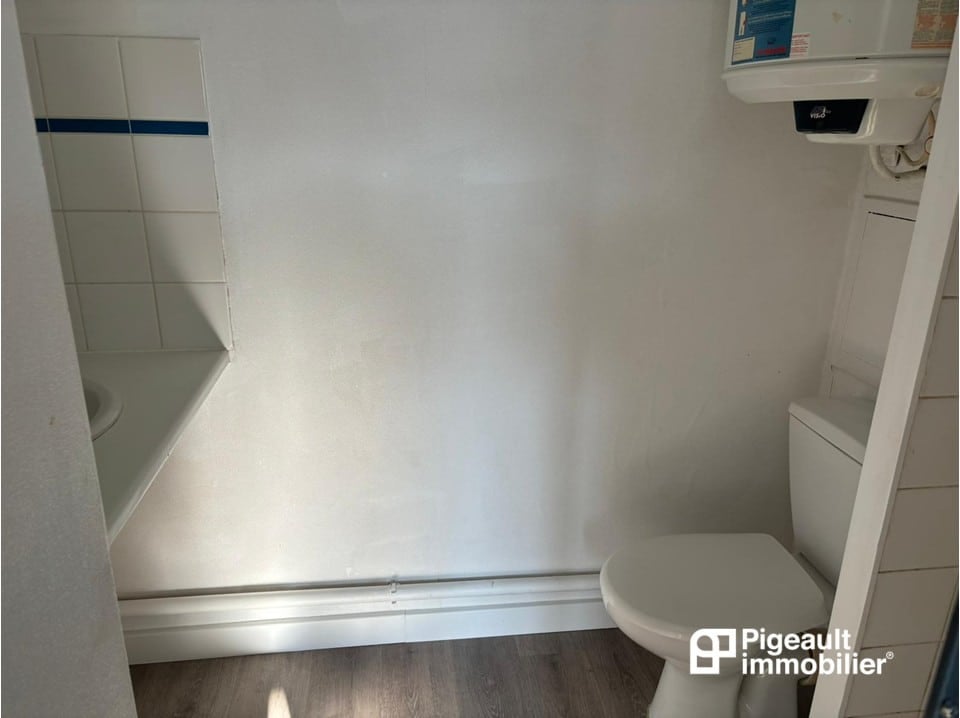 Appartement Square Pedro Flores-Cano à Rennes