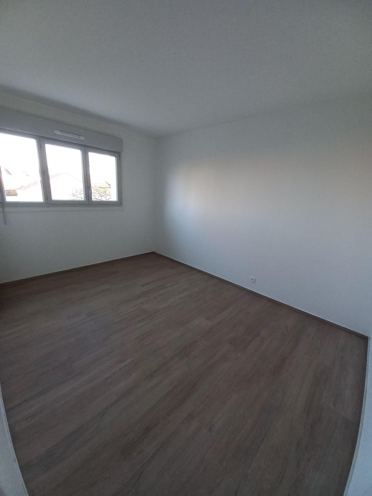 Flat Rue Henri Dunant in Nuits-Saint-Georges
