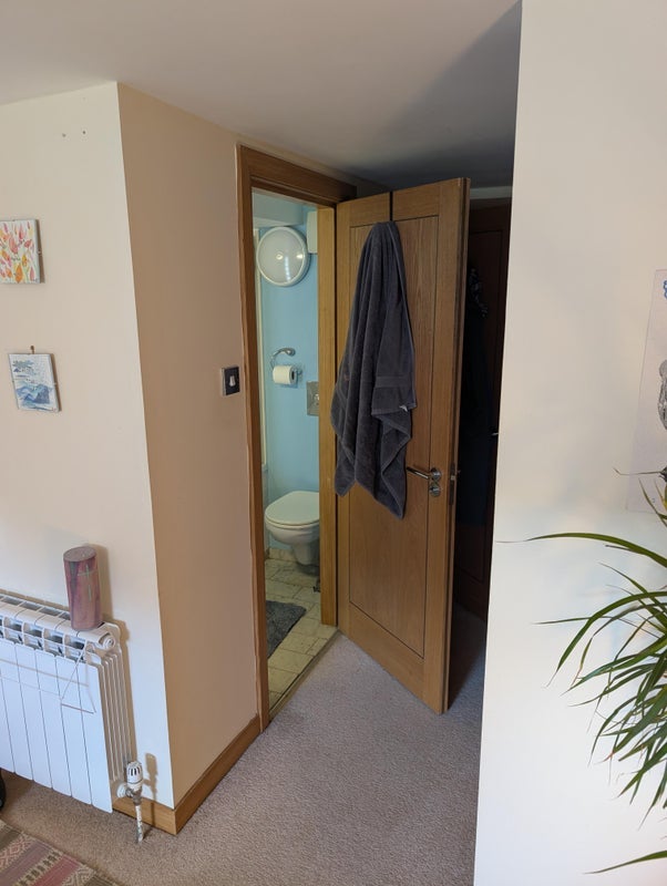 Room Lochend Road in City of Edinburgh