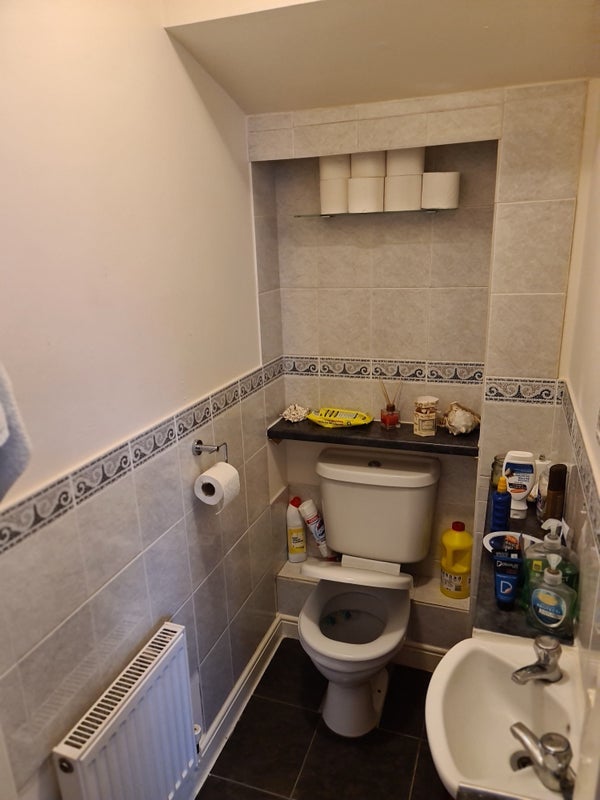 Room Alexandra Road in Tameside