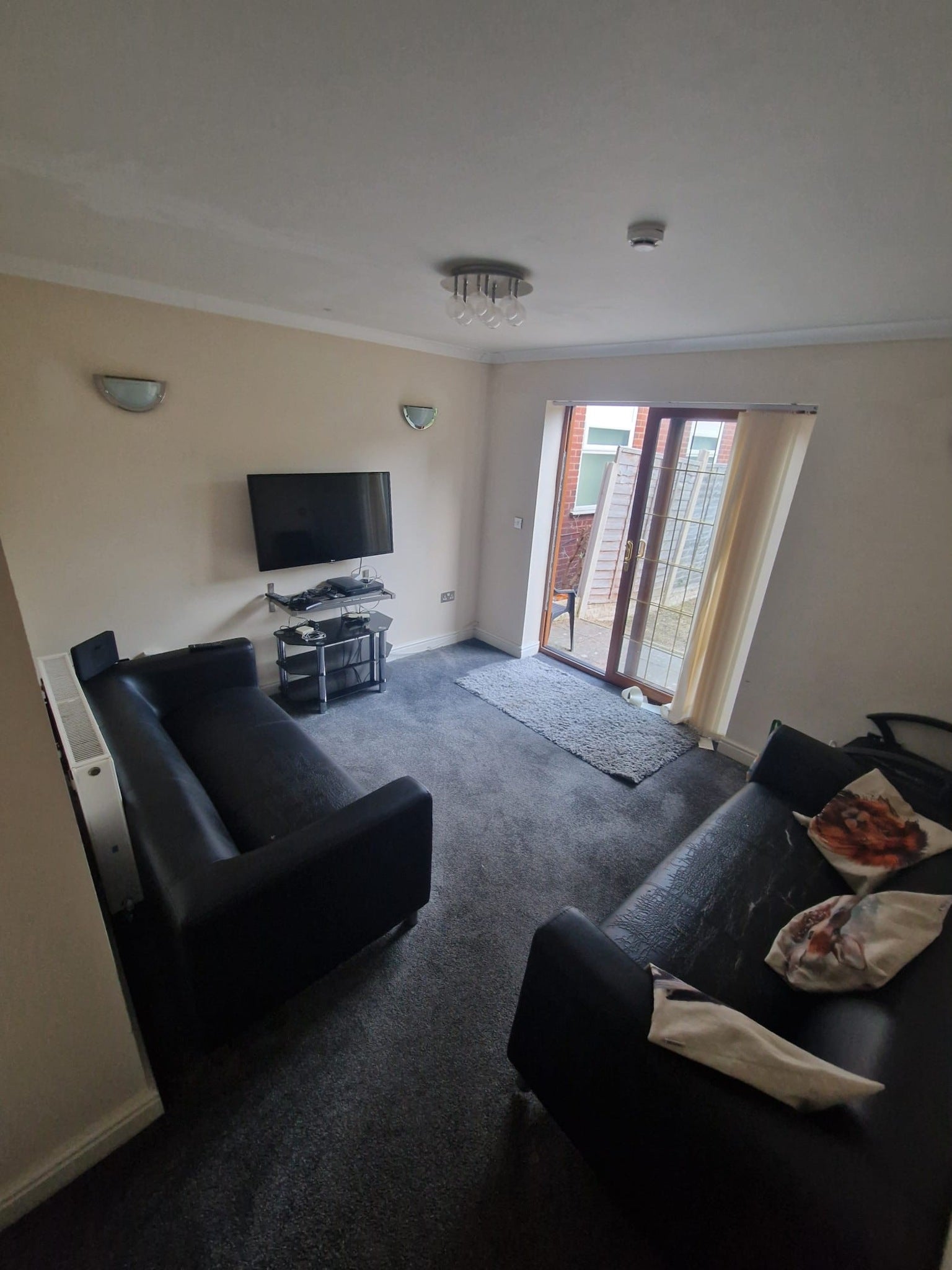 Room Bloxwich Road North in Willenhall