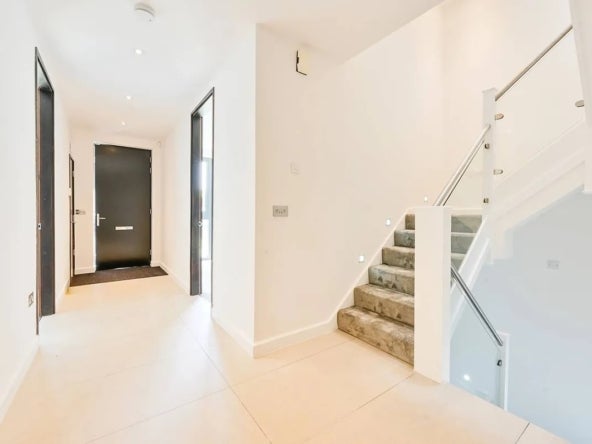 House Gunnersbury Mews in Greater London