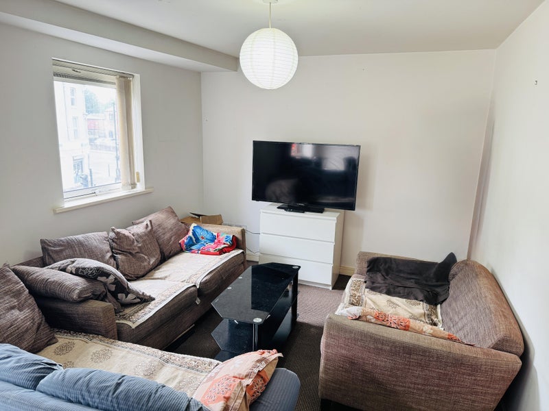 Flat Marsden Road in Bolton