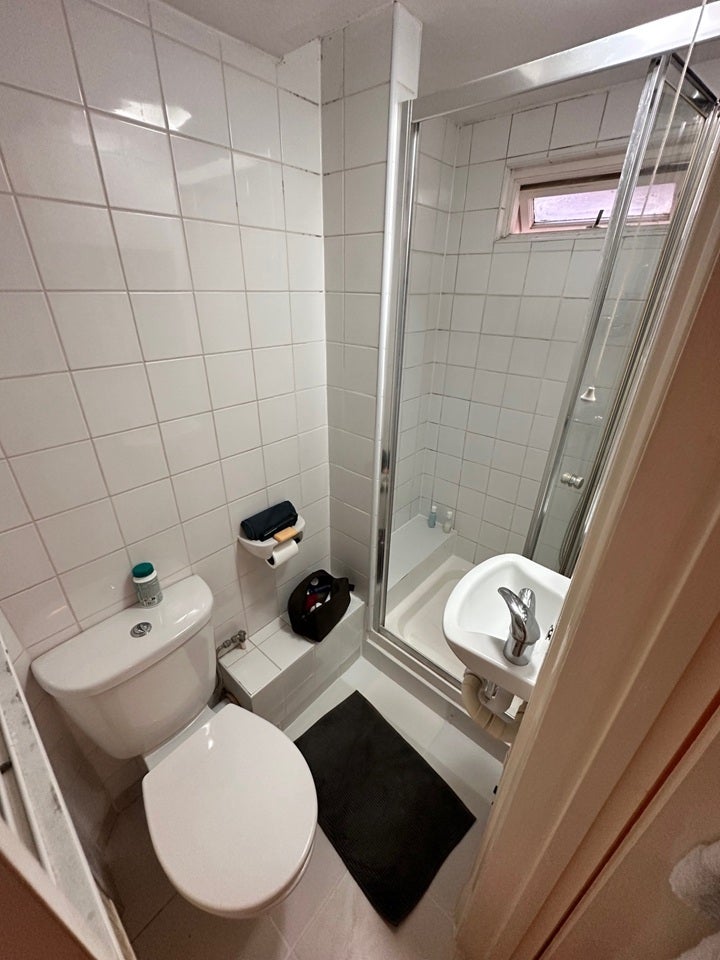 Flat Wrights Lane in Greater London