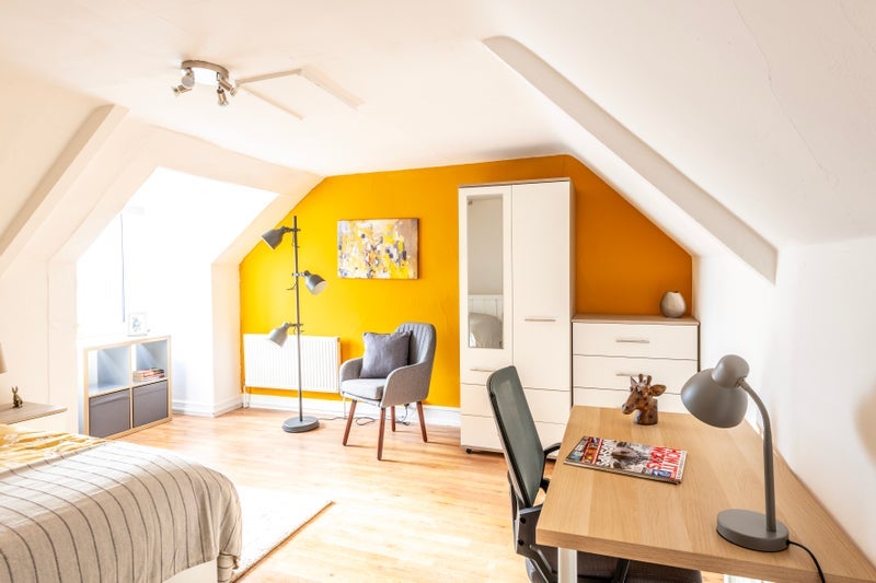 Room Farr Street in Bristol