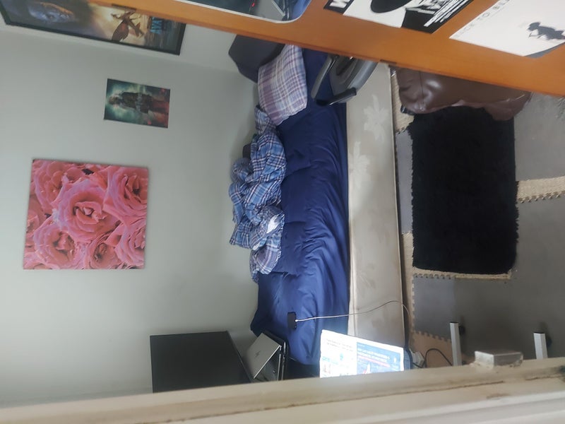 Room Longlands Avenue in Greater London