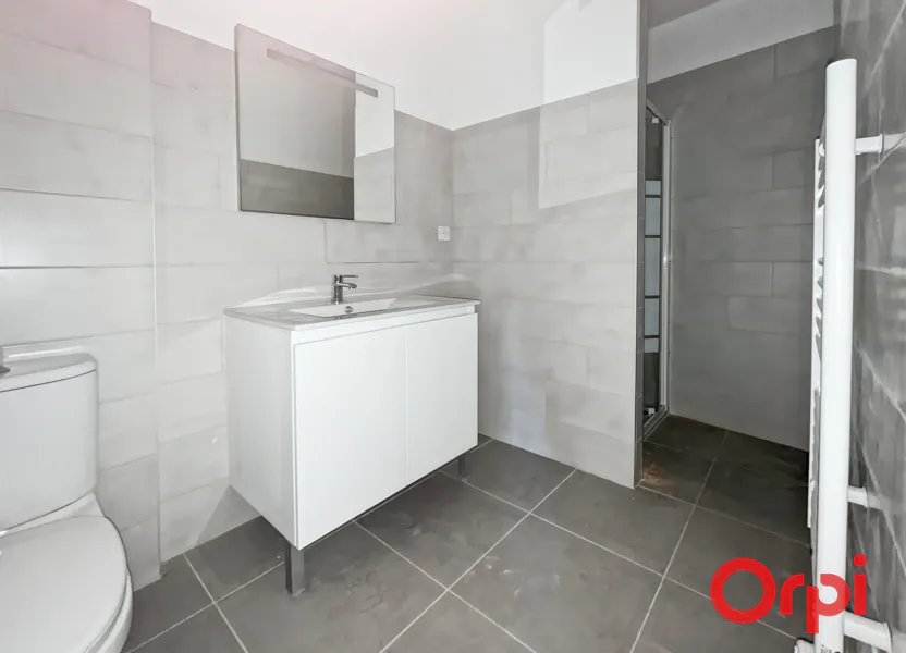 Flat Chemin de la Renardière in Les Pennes-Mirabeau