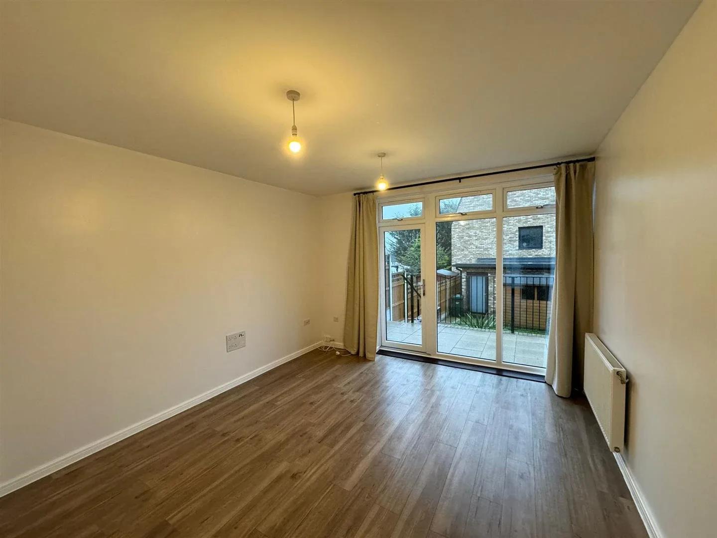 House Mays Lane in Greater London