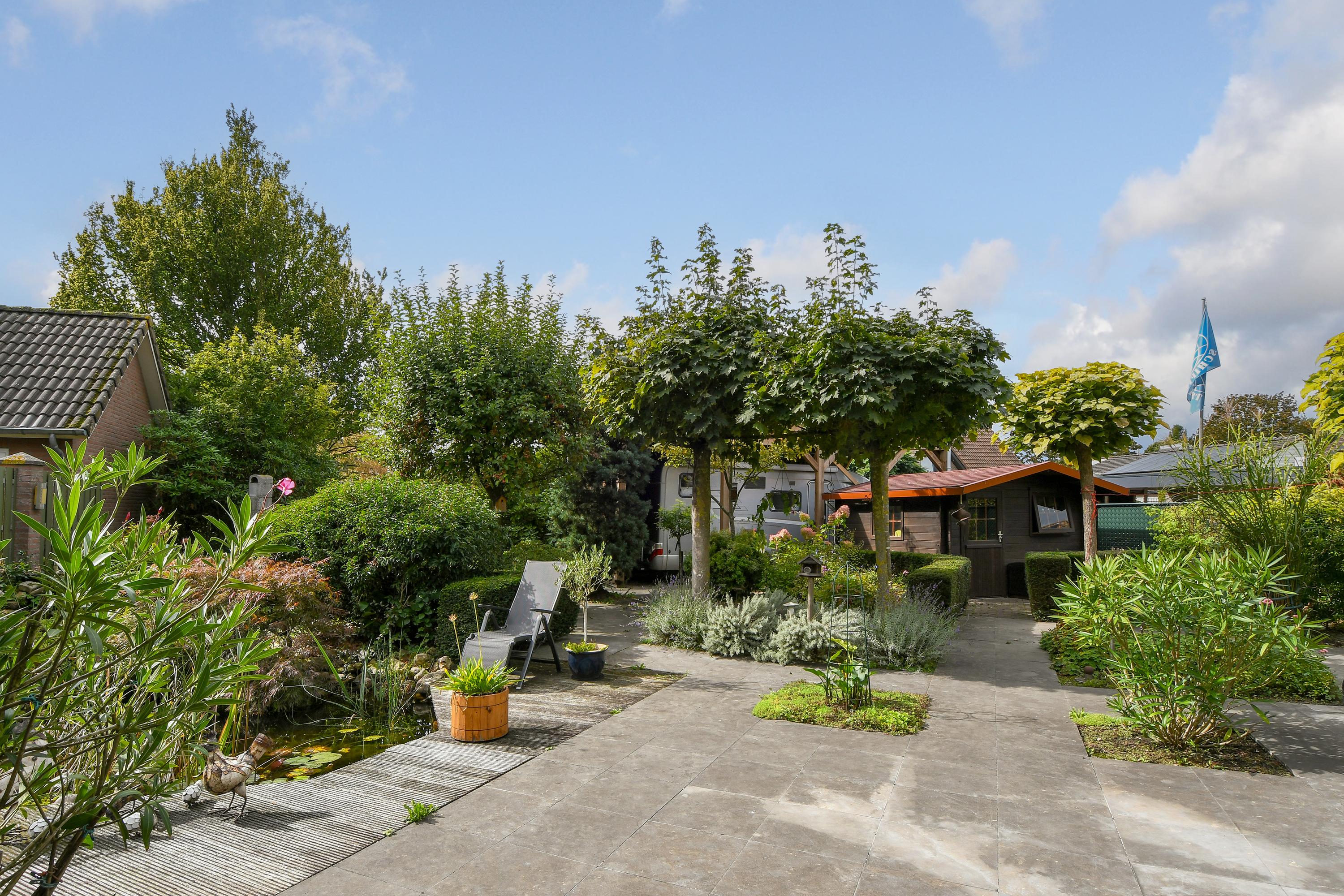 Vrijstaande woning te koop: Simon van Hapertlaan 27, Eindhoven