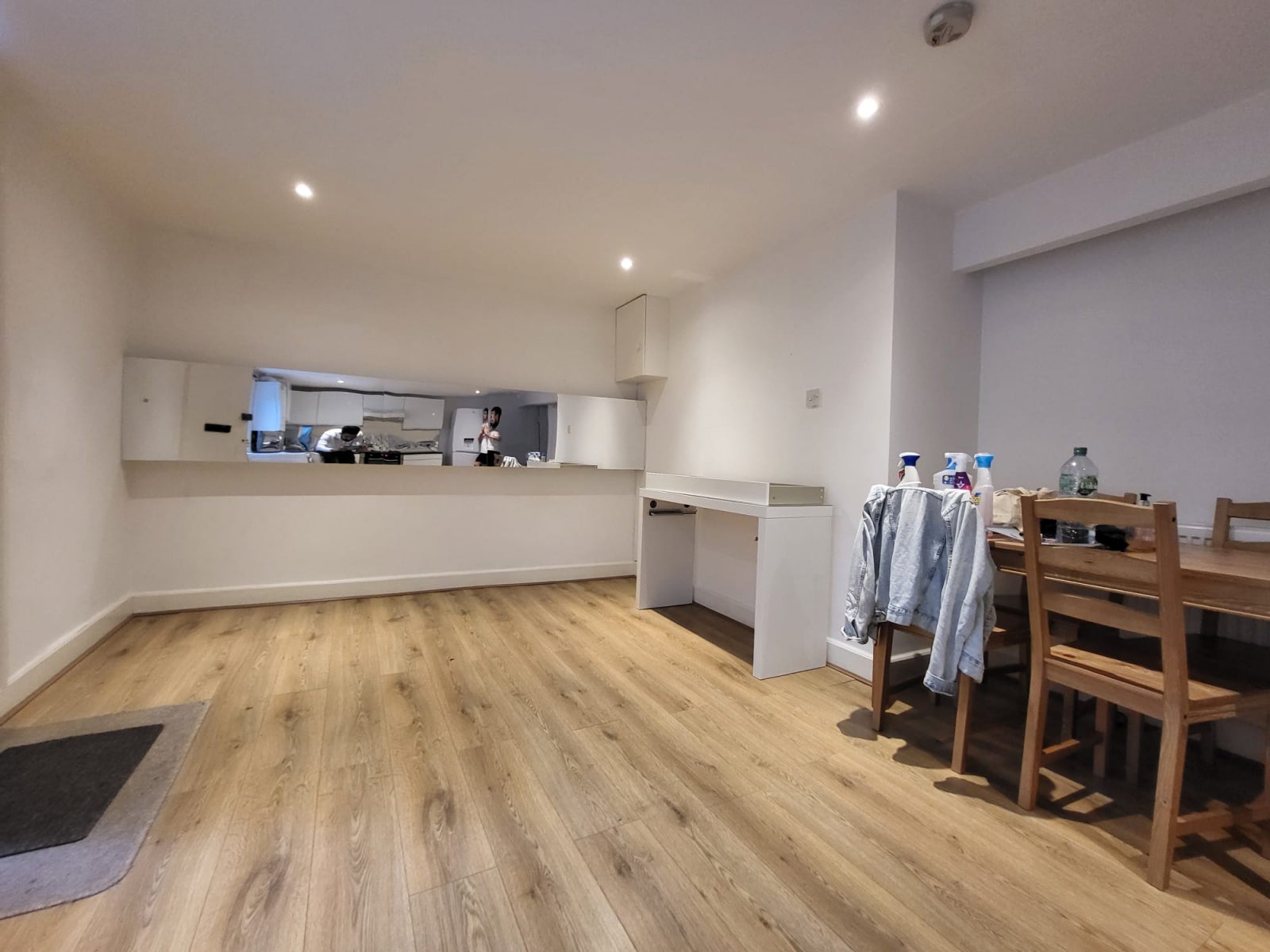 Flat Clapham Manor Street in Greater London