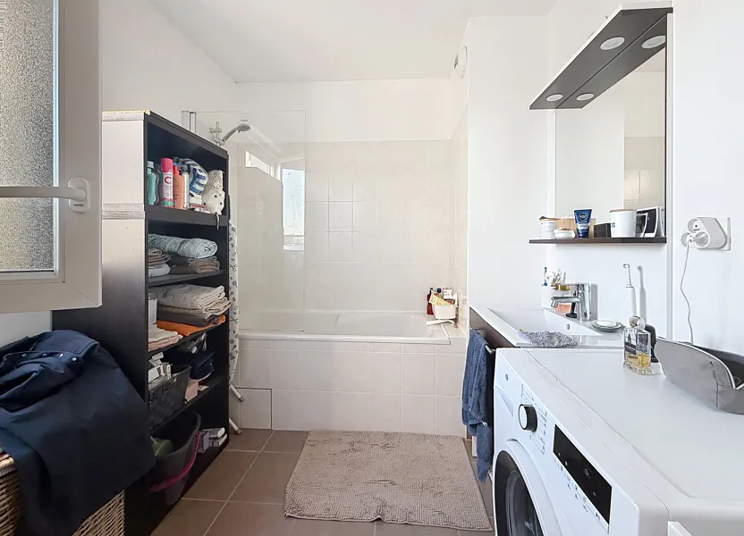 Flat Rue Faraday in Tours