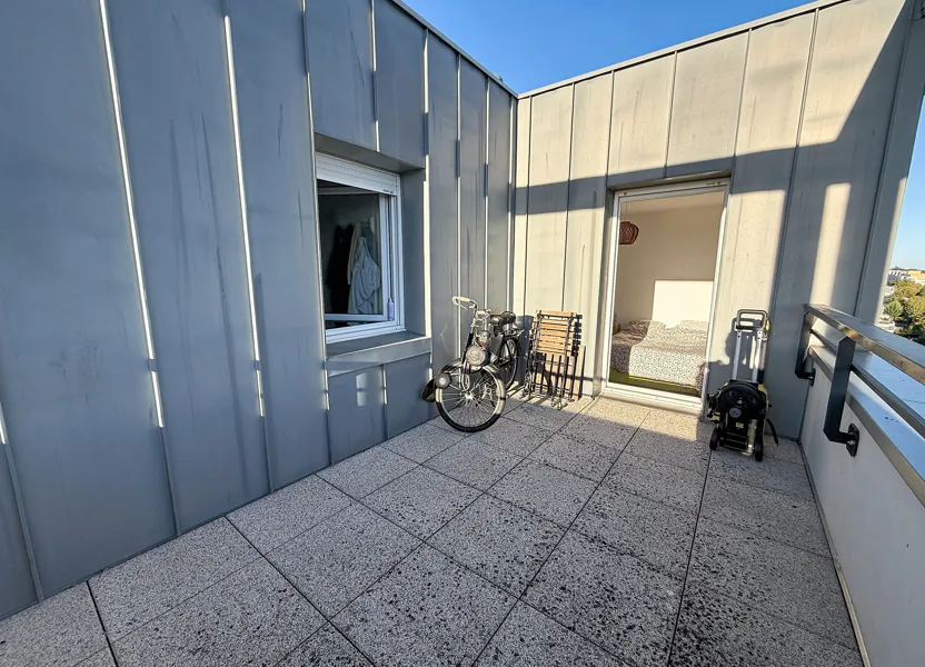 Flat Rue Faraday in Tours