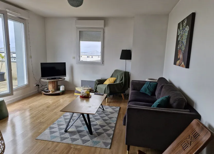 Flat Rue Faraday in Tours
