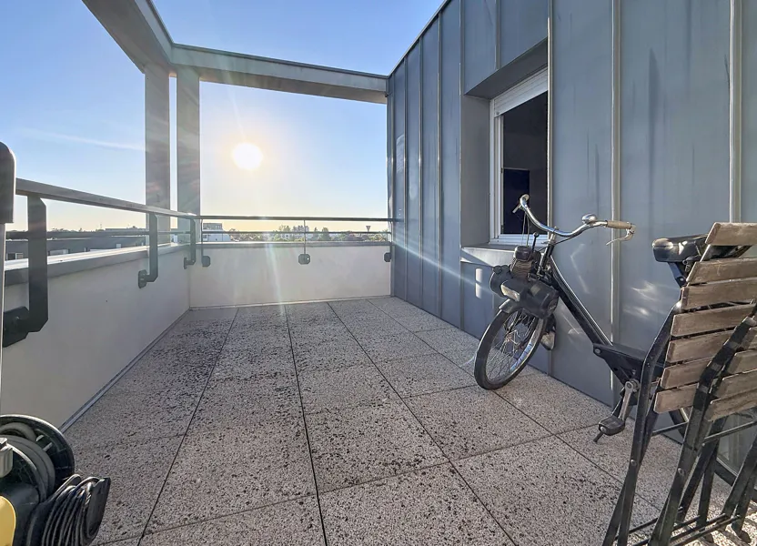 Flat Rue Faraday in Tours