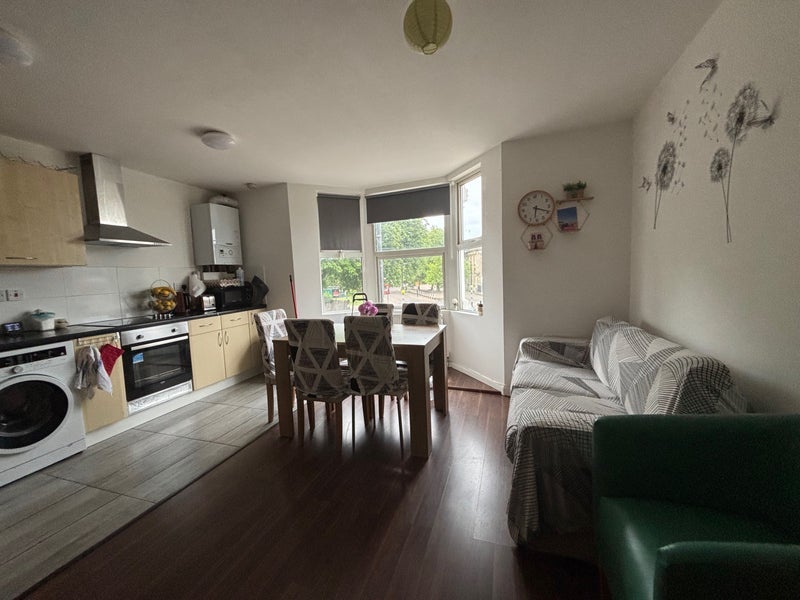 Room Philip Lane in Greater London
