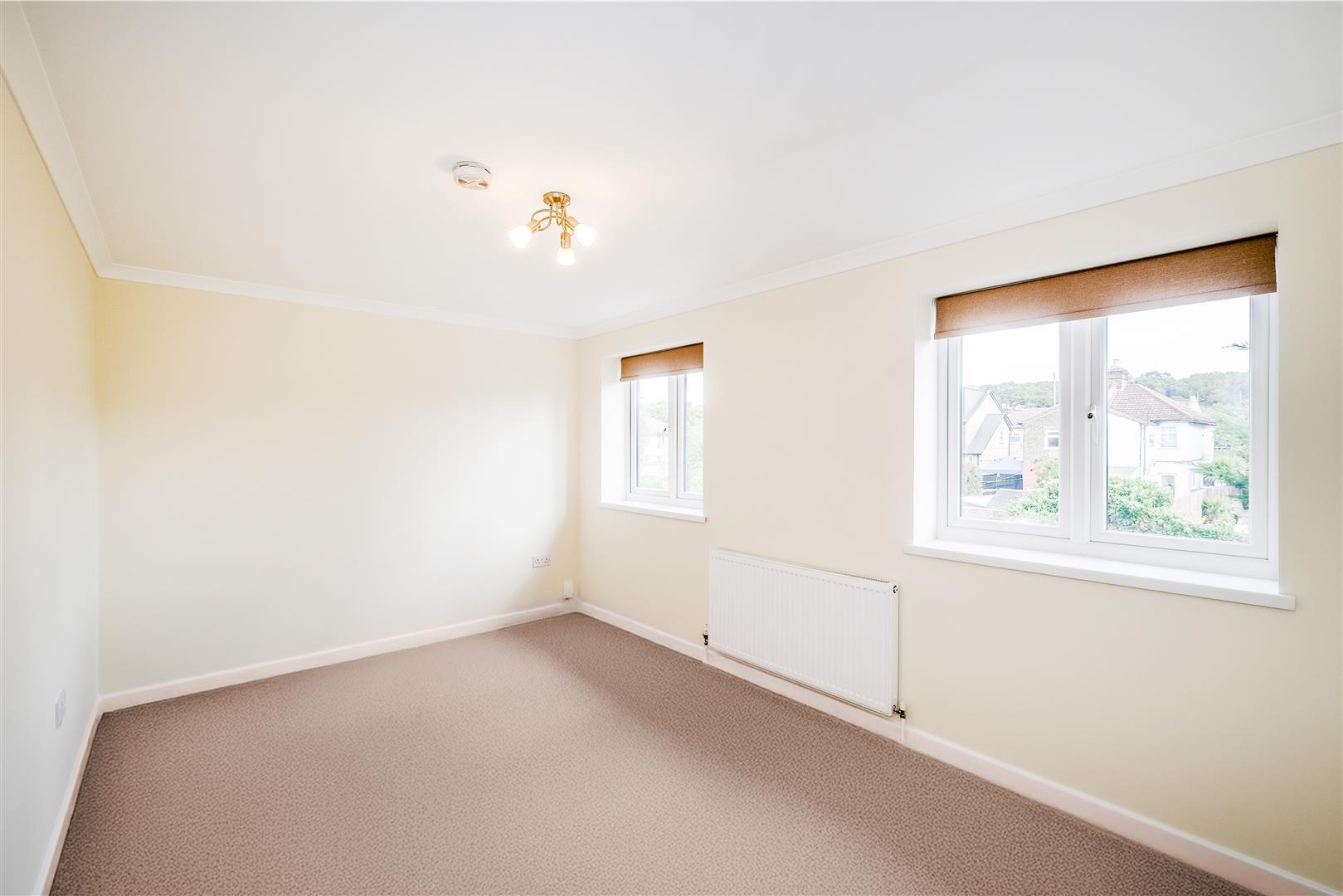 Flat Guildford Road in Greater London