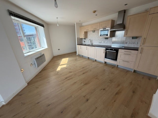 Flat Duke Street in Chelmsford