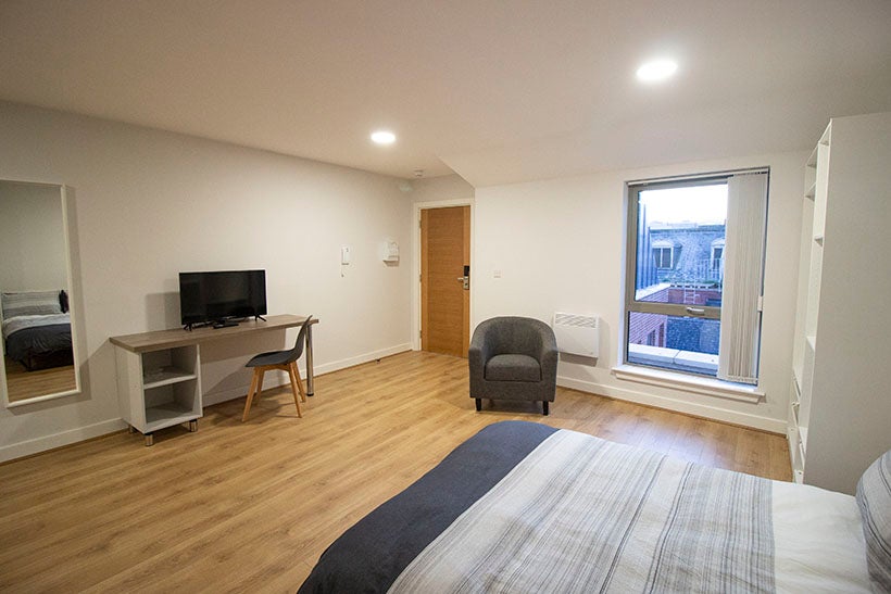 Room Clare Street in Nottingham
