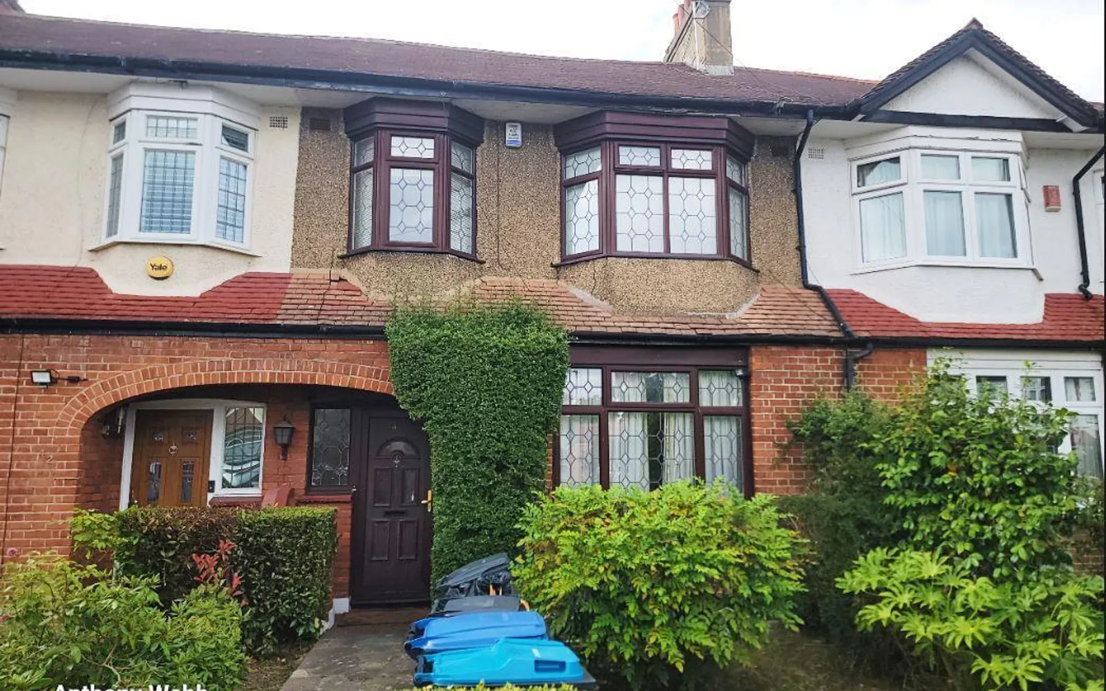 Flat Halstead Road in Greater London