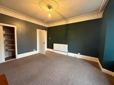 Flat Hilltown in Dundee