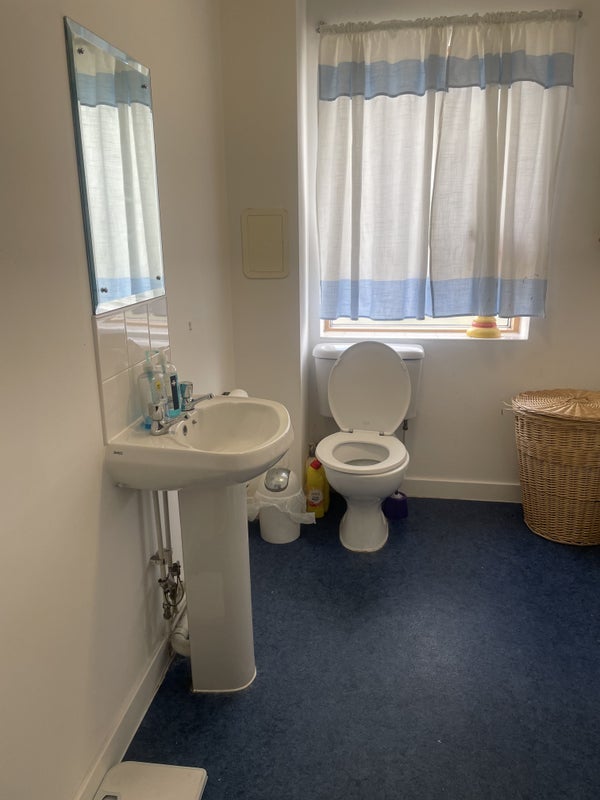 Room Sun Passage in Greater London