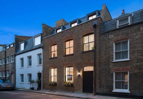 Flat Bingham Place in City of Westminster