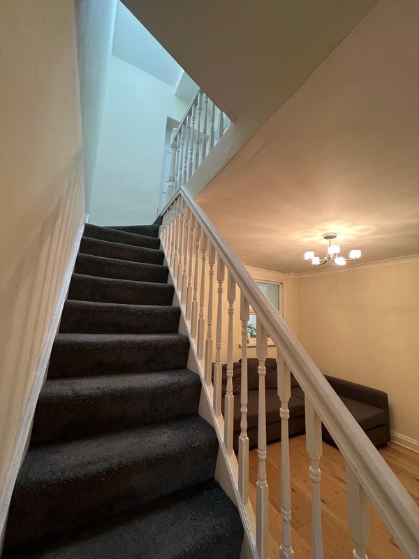 Room Exning Road in Greater London