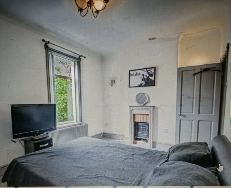 Room Claremont Street in Rotherham